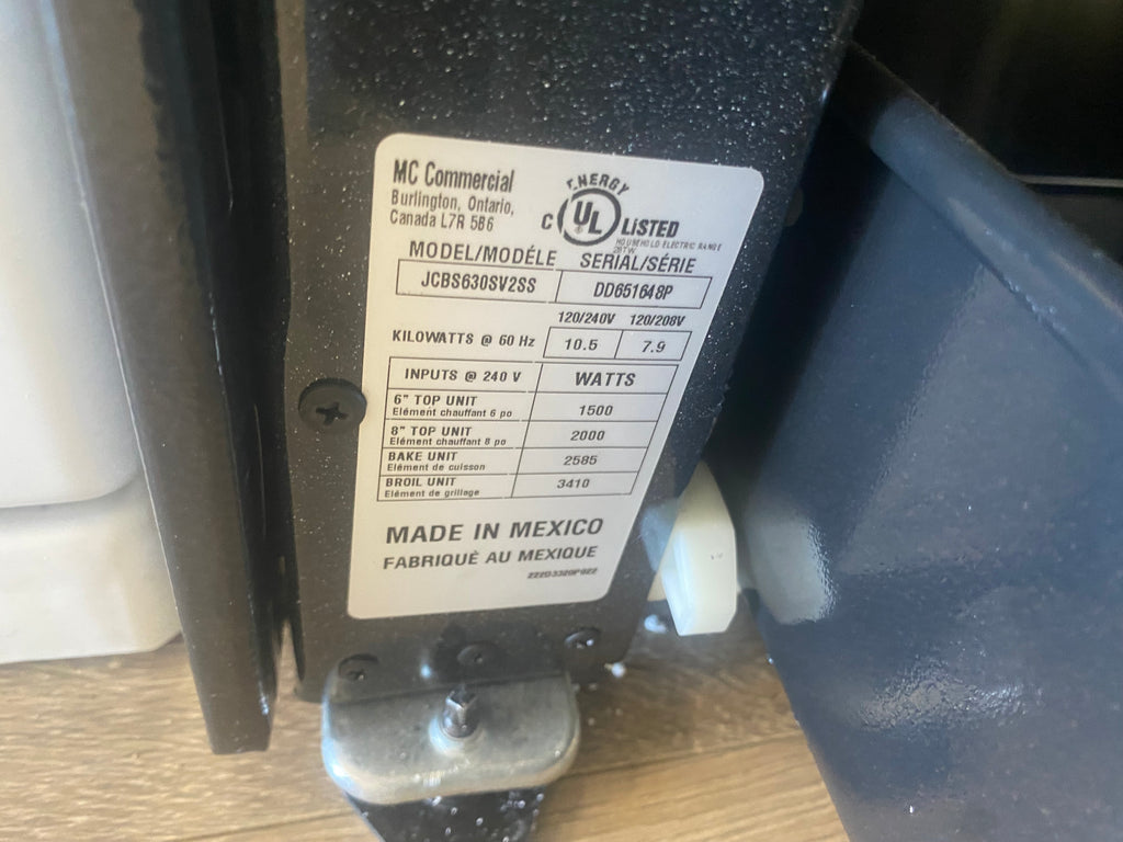 GE JCBS630SV2SS is a reliable 30‑inch electric range