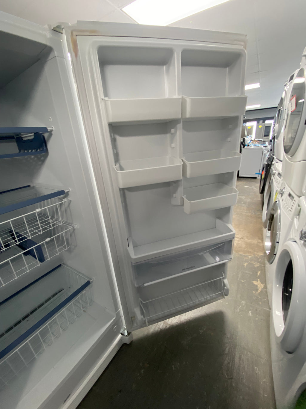 White 33” Kenmore 970-180026 Upright Freezer (Refurbished)
