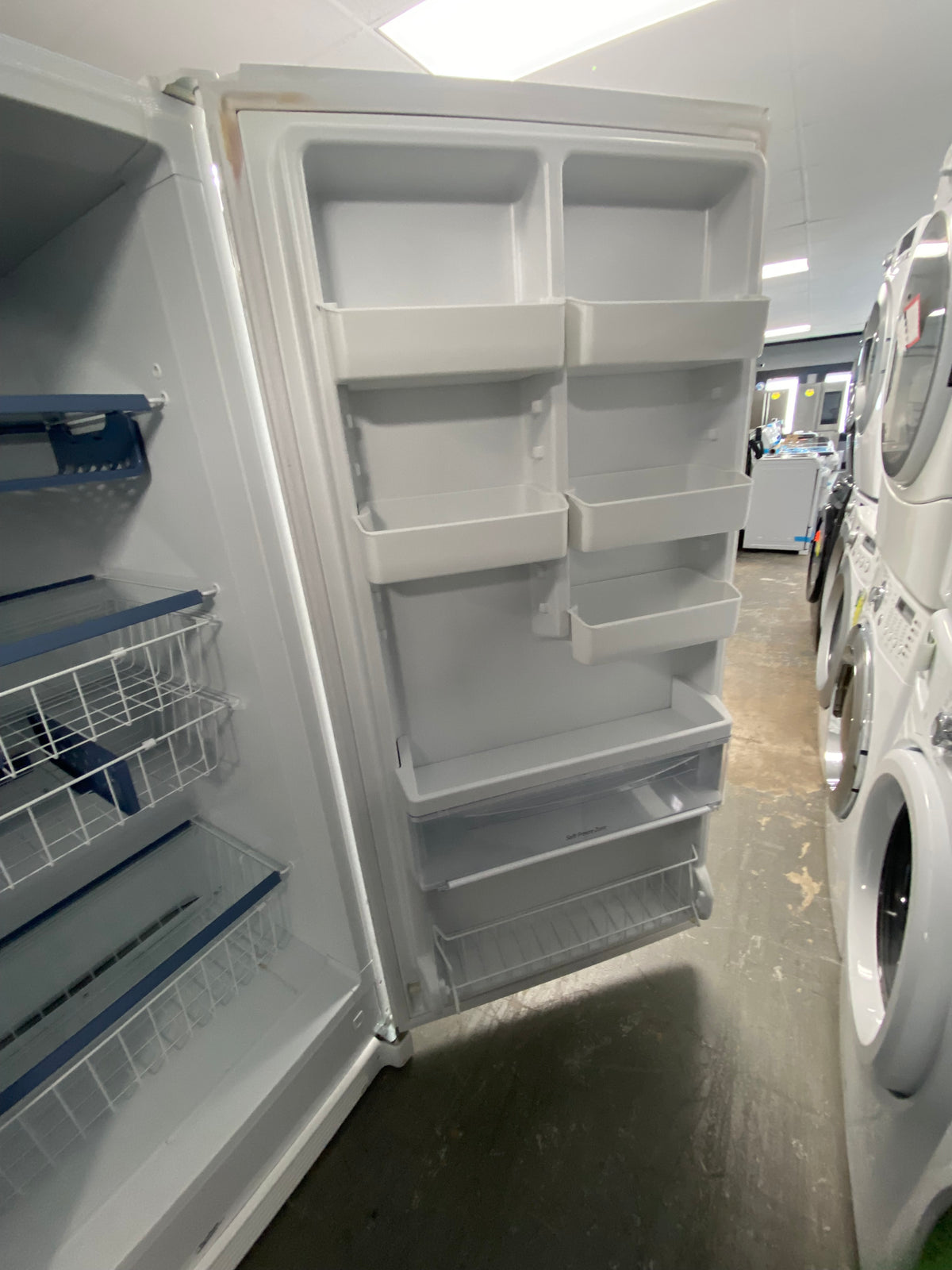 White 33” Kenmore 970-180026 Upright Freezer (Refurbished)