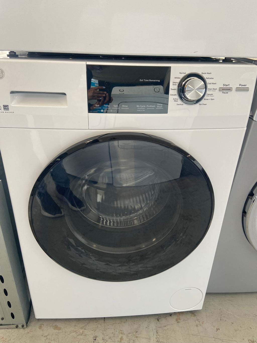 GE 24” Washer and dryer Stackable.
