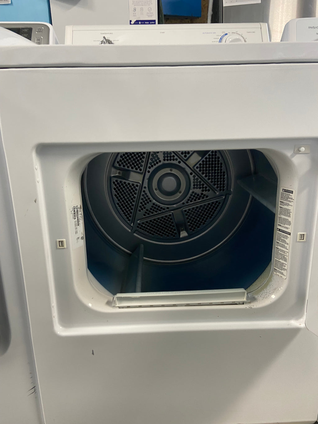 White 27” Frigidaire Dryer FER231CAS2 with warranty