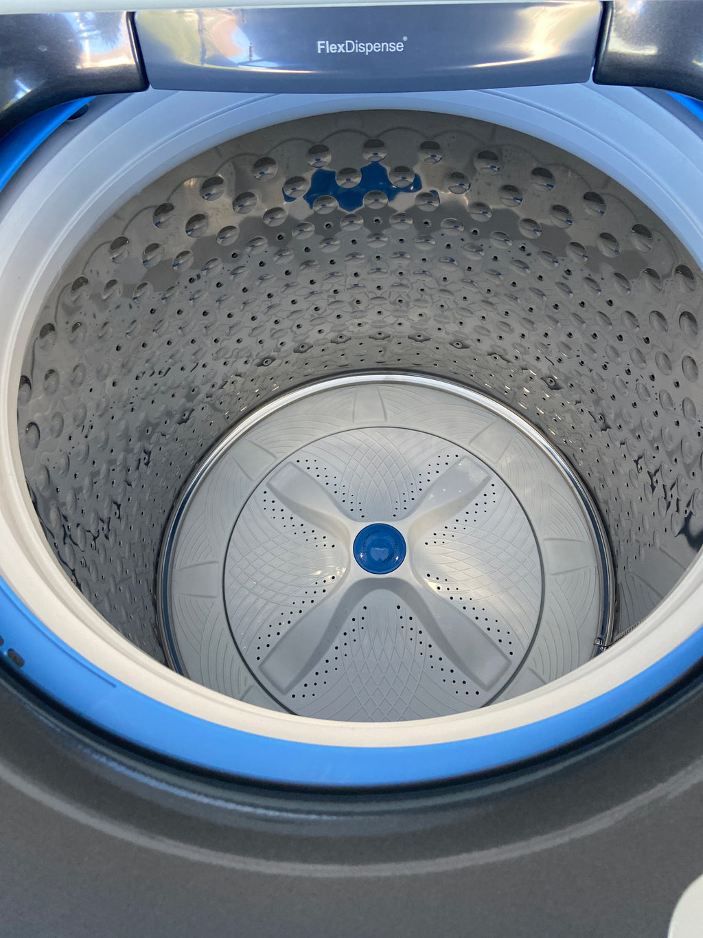 GE profile Large capacity top load washer, transparent door, Smart wash technology “Open Box”, 6 Months Warranty.