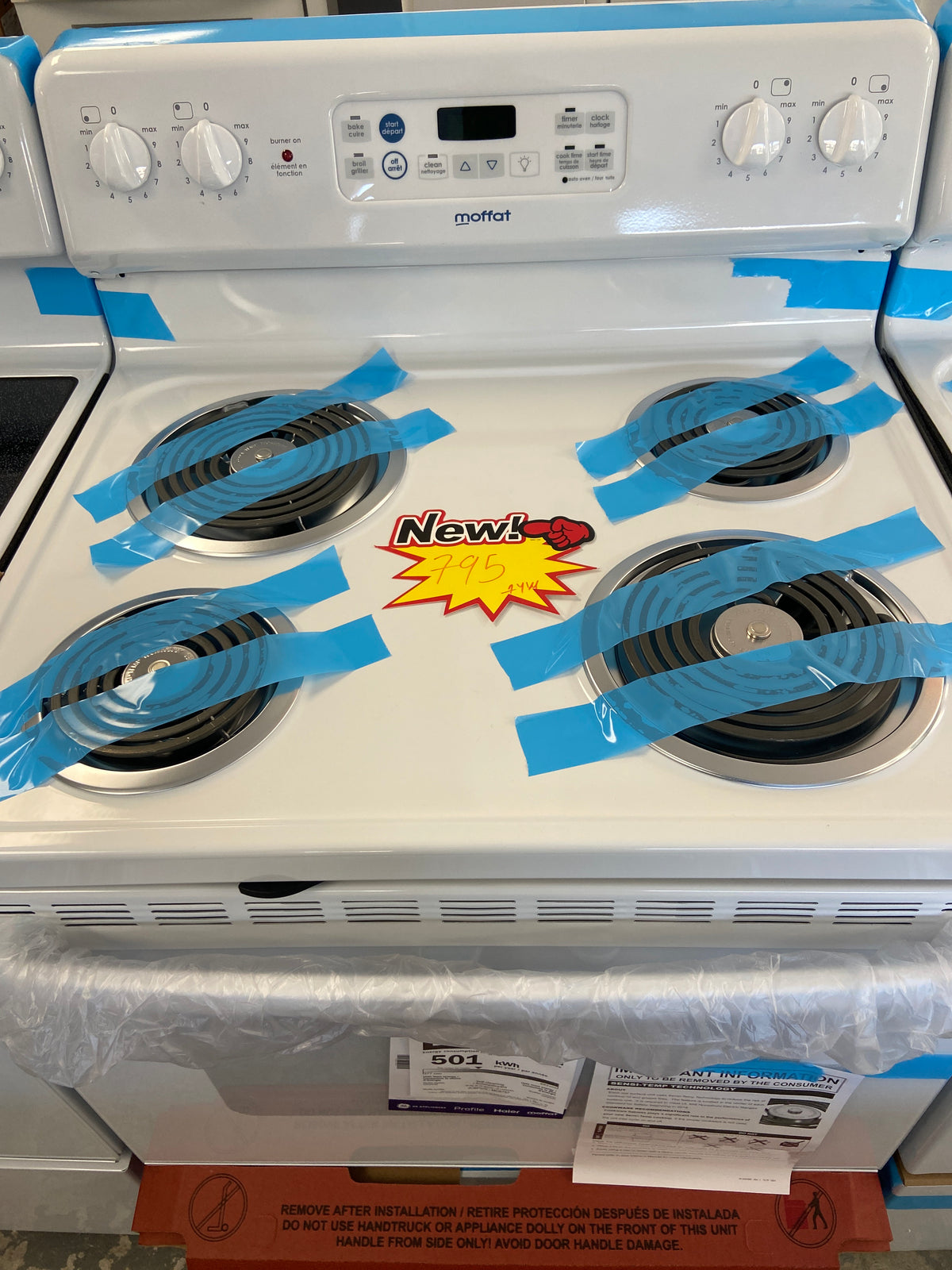 Moffat Coil top stove, white, MCB757DM4WW, “Brand New”, 1 Year factory warranty