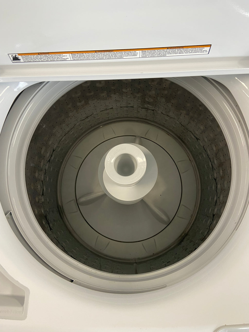 White 27” GE GTW485BMM1WS Top Load Washer (Refurbished)