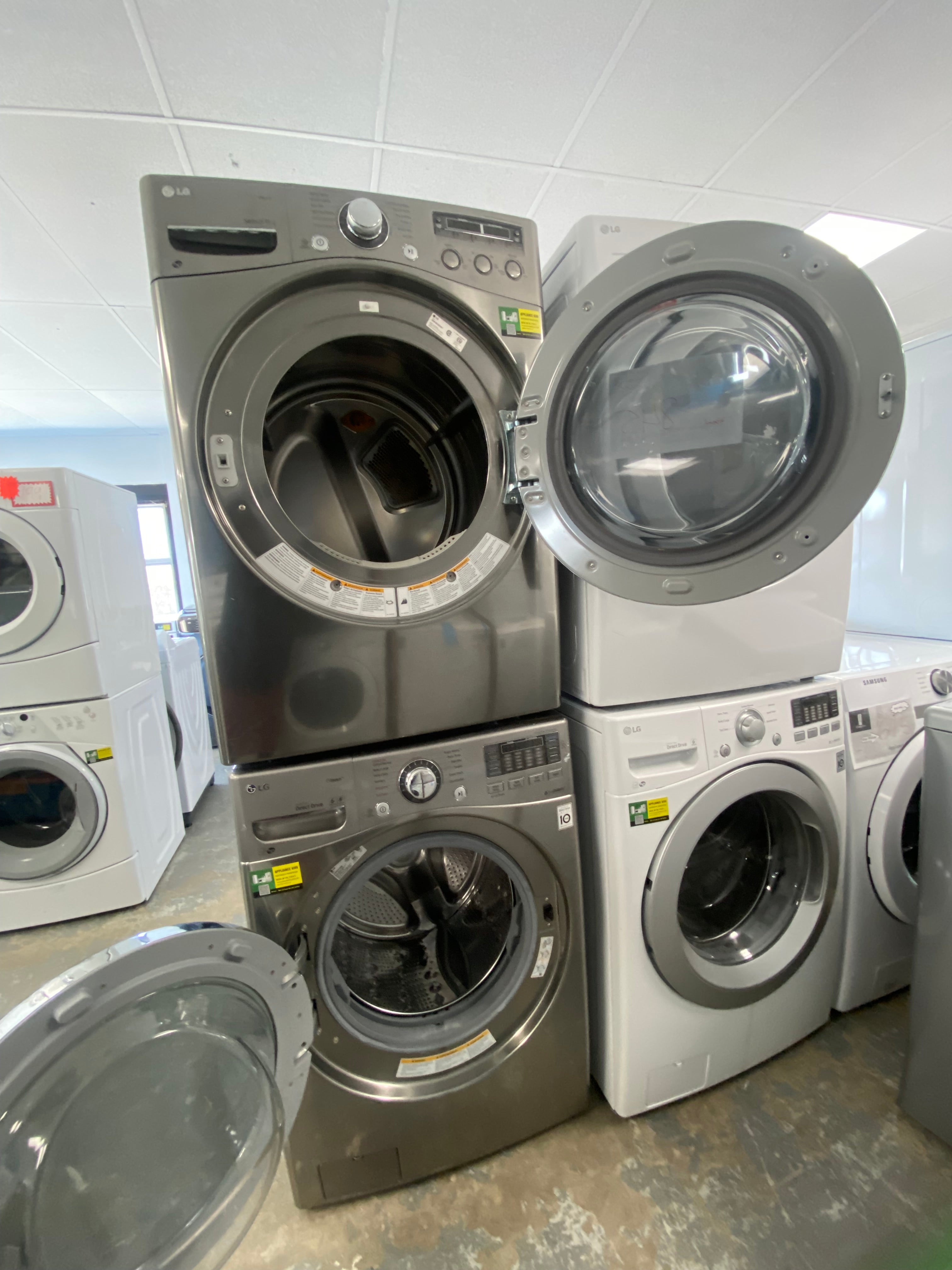 LG DLEX3650V Dryer, 13 Dry Cycles,Stackable, Graphite Steel colour, LG WM3770HVA Front Load Washer, 1,300 RPM Washer Spin Speed, 10 Wash Cycles
