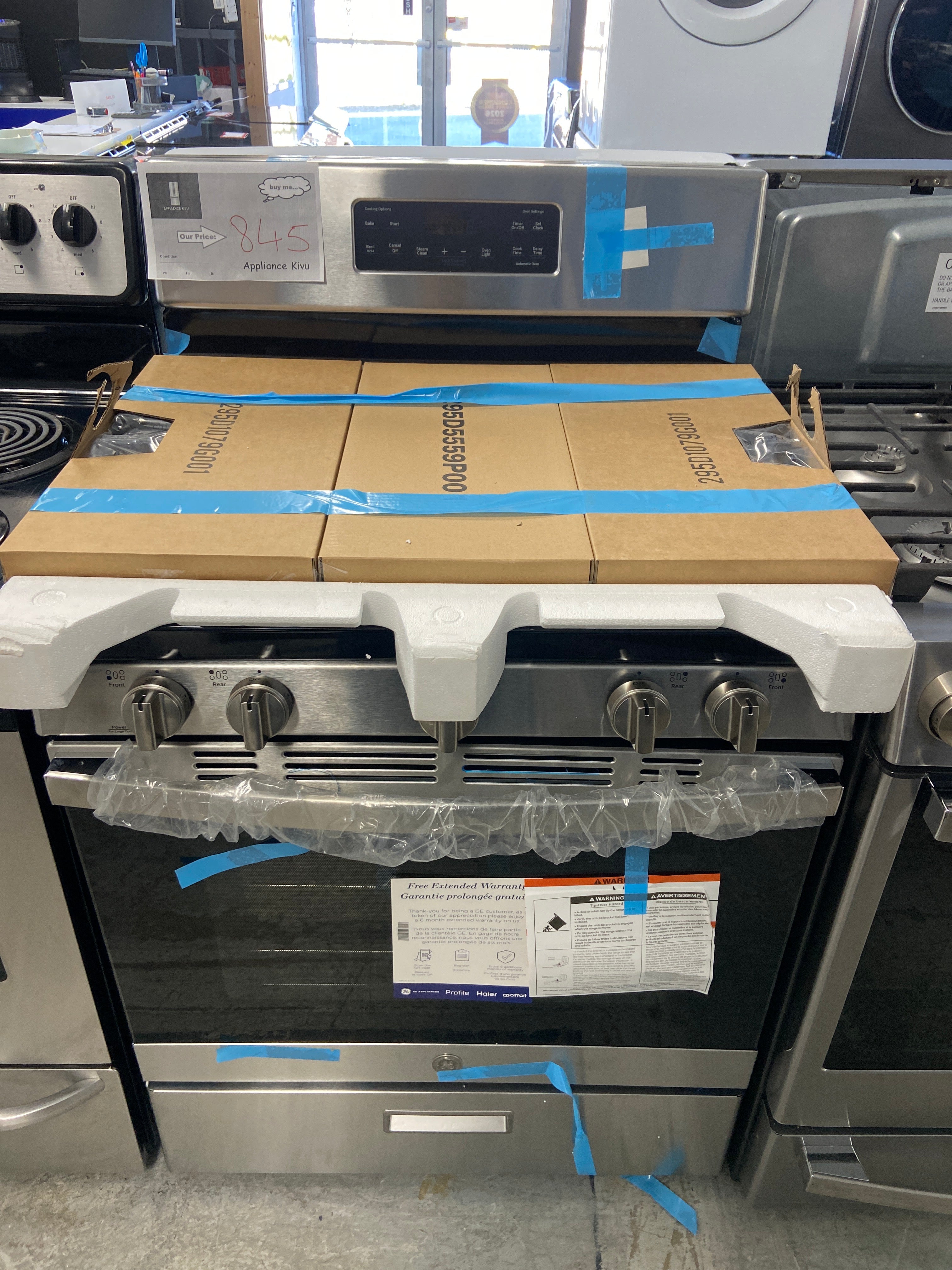 GE 30" Gas Slide-In Front Control Range with Storage Drawer Stainless Steel - JCGBS66SEK7SS