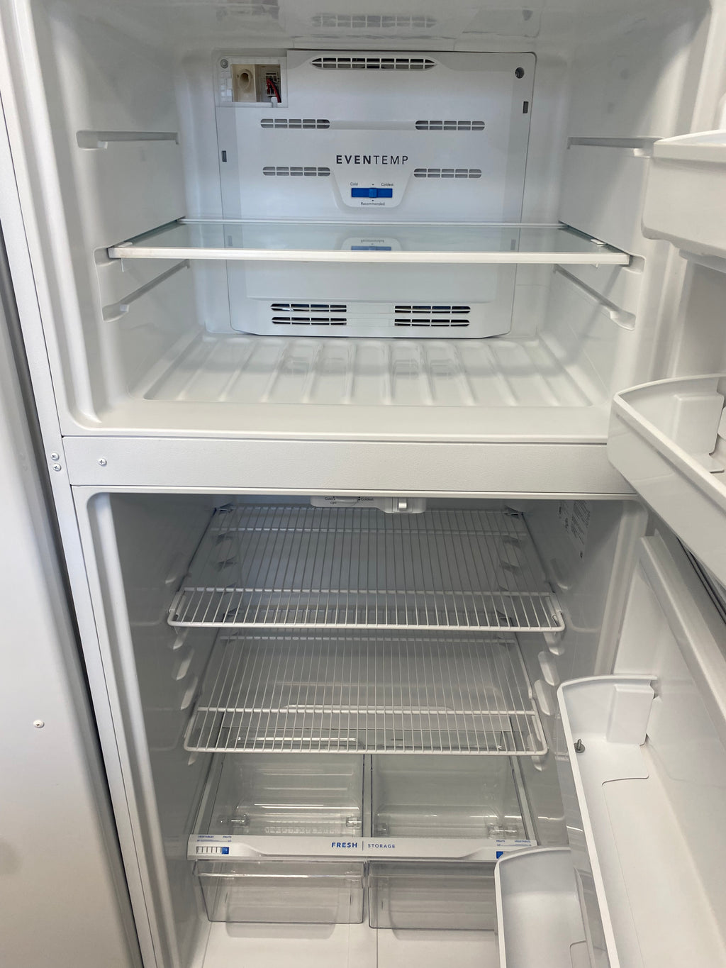30” Frigidaire white refrigerator top mount freezer FFTR1814WW2 "refurbished"