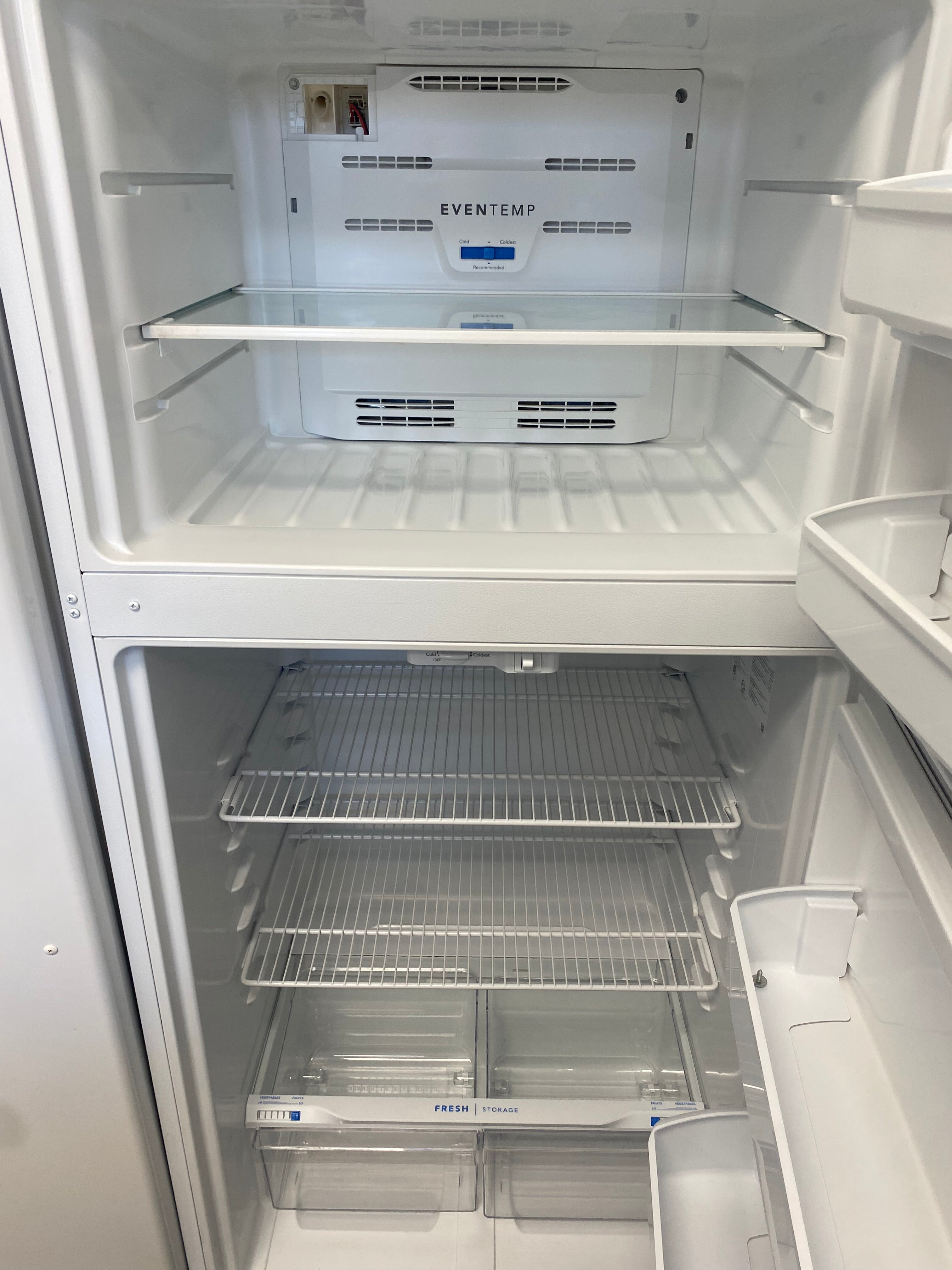 30” Frigidaire white refrigerator top mount freezer FFTR1814WW2 "refurbished"
