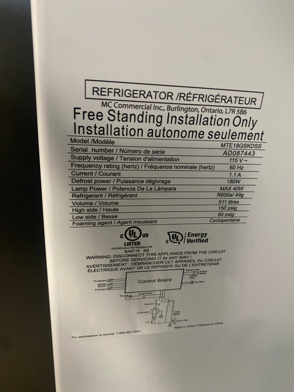 30" Moffat 18 cu.ft. Top Freezer Refrigerator Stainless Steel MTE18GSKSS "New"