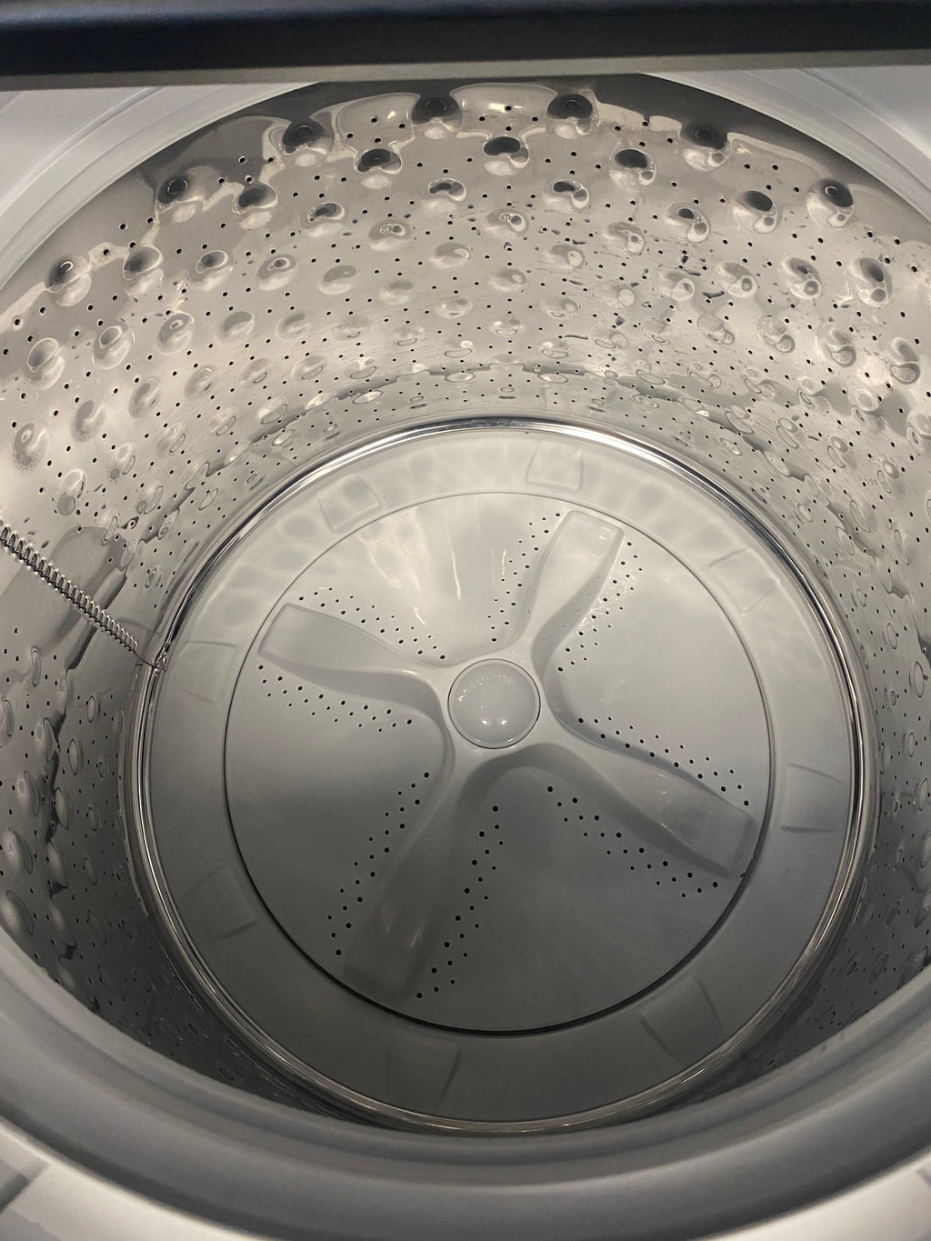GE 27" Electric Unitized Spacemaker 4.5 Cu. Ft. Washer / 5.9 Cu. Ft. Dryer Diamond Gray - GUD57EEMT0DG