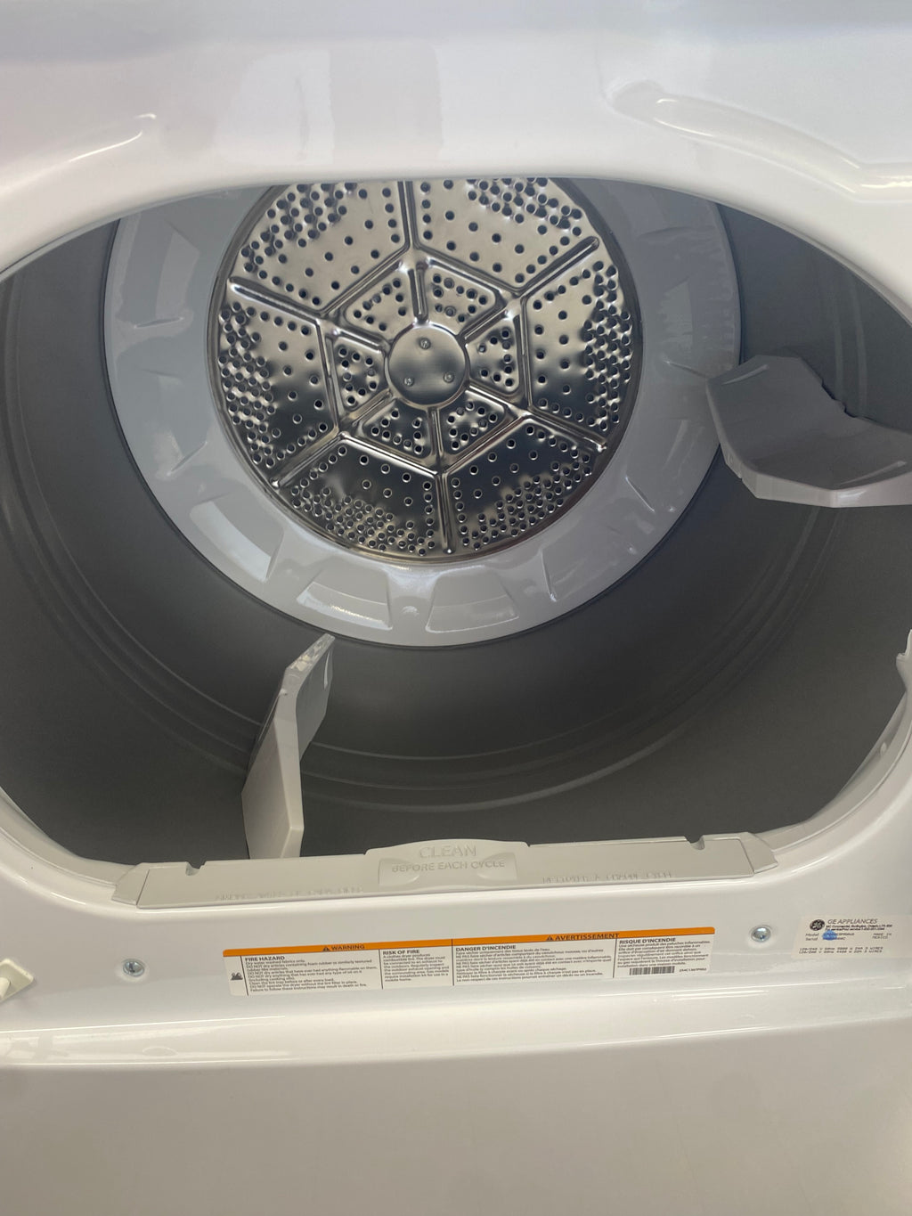GE White Dryer " New Scratch And Dented"
