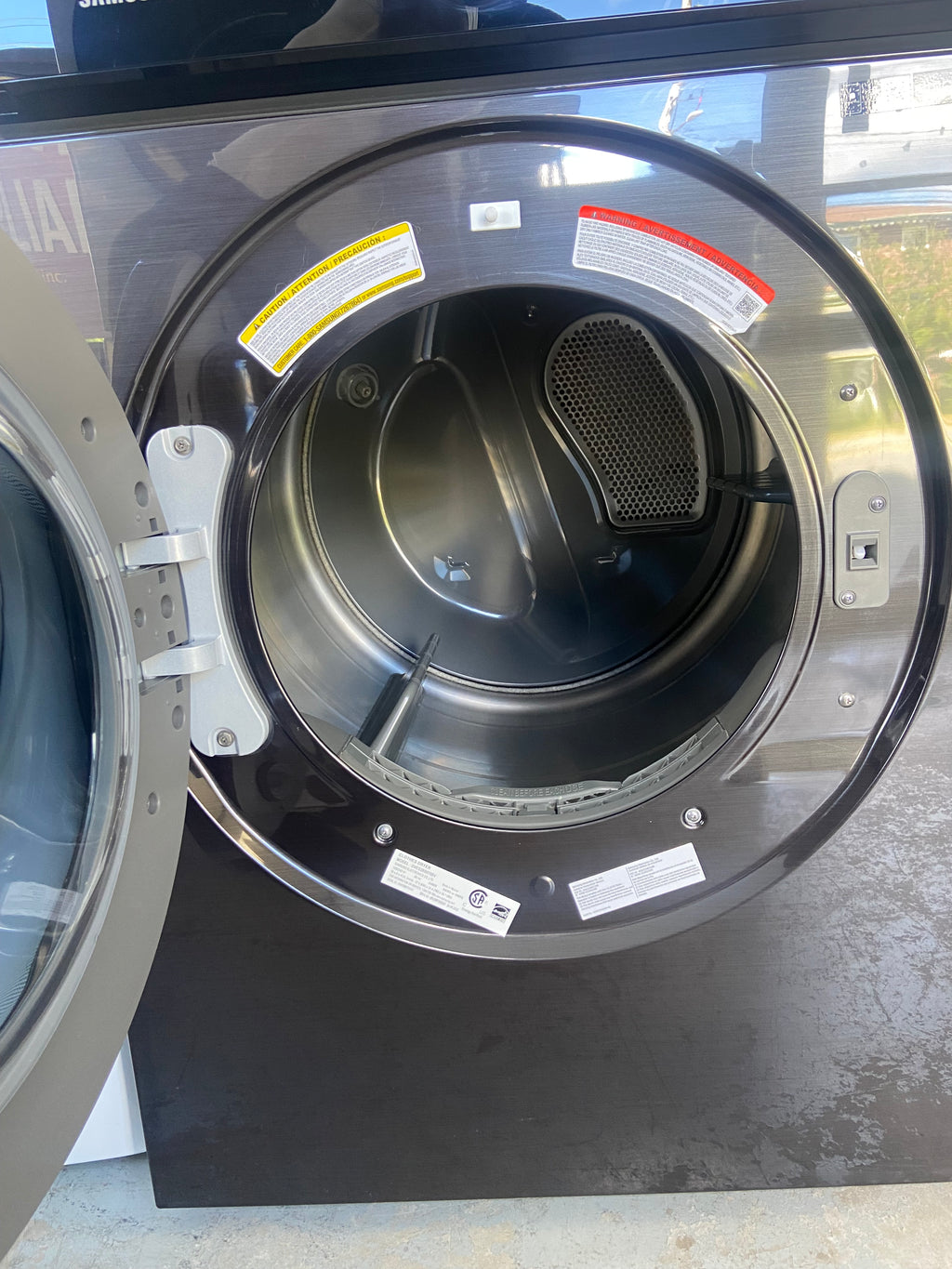 Black 27” Samsung Dryer(Refurbished)