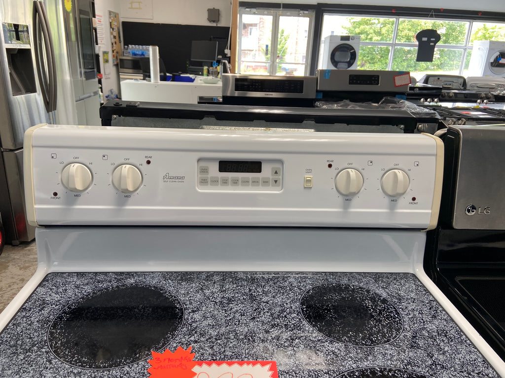 White 30” Amana ZRT6510WW Glass Top Stove (Refurbished)