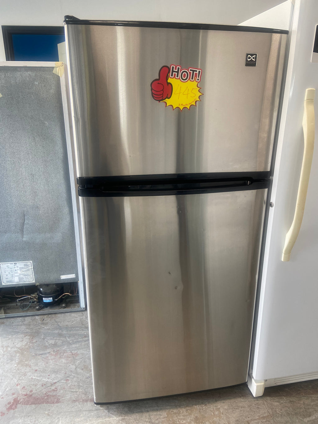 Daewoo Stainless 28” fridge “Refurbished”