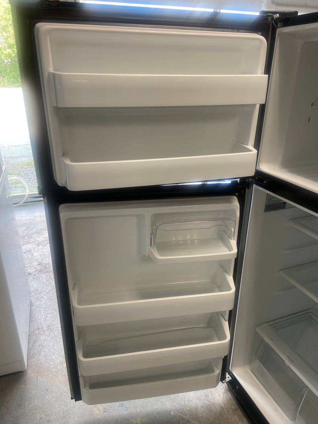 Daewoo Stainless 28” fridge “Refurbished”